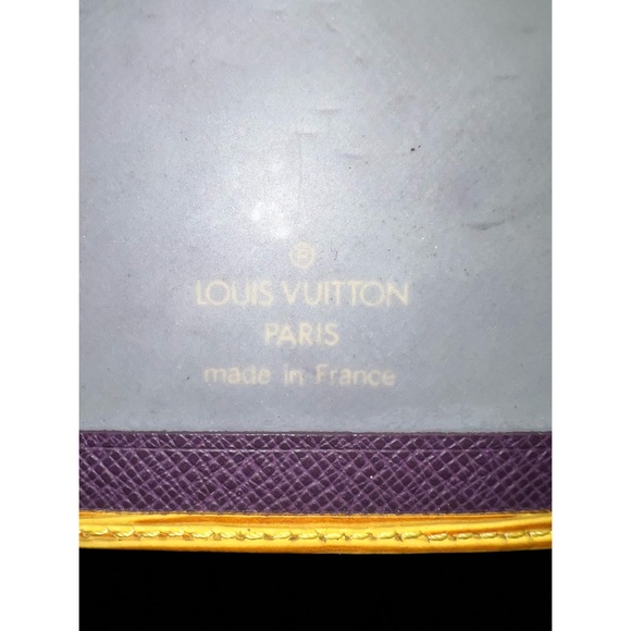 Louis Vuitton Card Holder - Picture 8 of 9